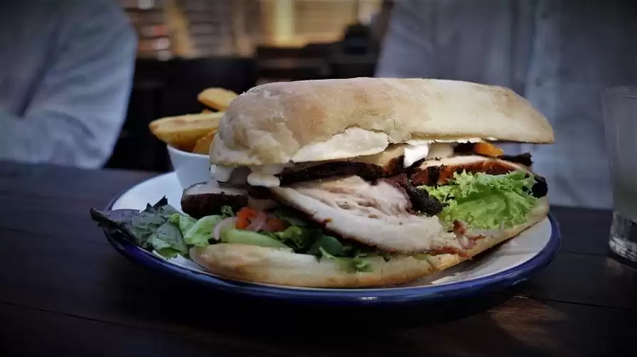Sandwich de costillar en Sublime