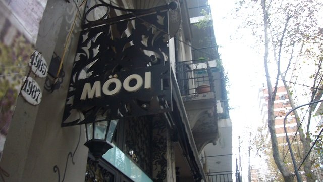 Mooi-Belgrano-Sign