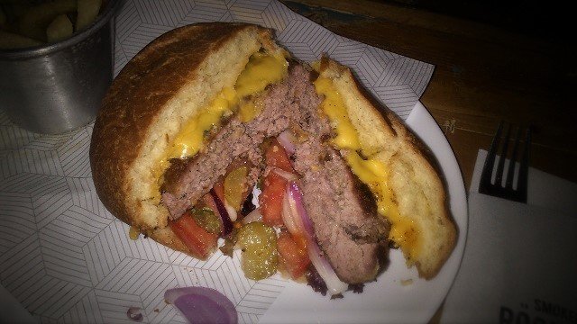 Rock-Ribs-Buenos-Aires-Food-Cheeseburger