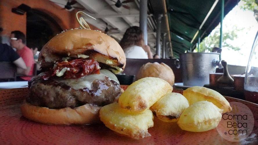 Cabaña Las Lilas Burger (1)