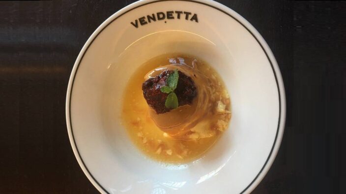Food and Décor at Vendetta