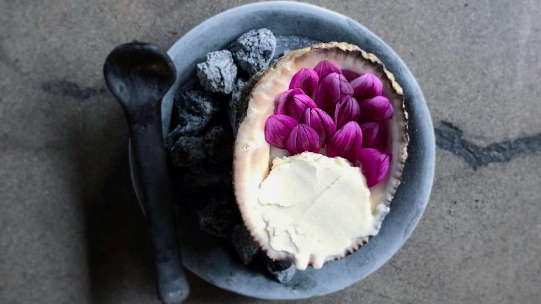 Food and Décor at Boragó