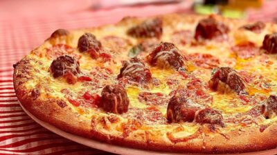 Food and Décor at Tiramisu