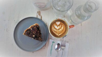 Food and Décor at Ana Avellana