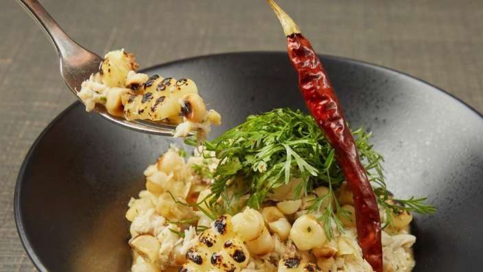 Food and Décor at Anatol