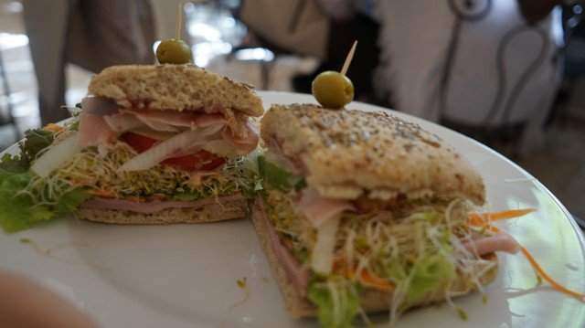 Food and Décor at Maque